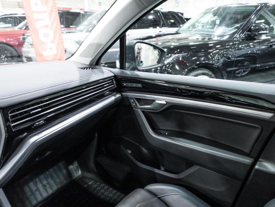 Volkswagen Touareg III Санкт-Петербург  - изображение 32