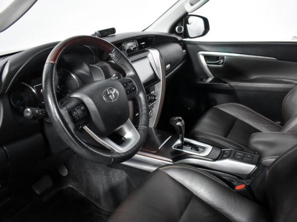 Toyota Fortuner II с пробегом 2018 года, цена 3 950 000 рублей, 50973 км, внедорожник, Автокод Объявления