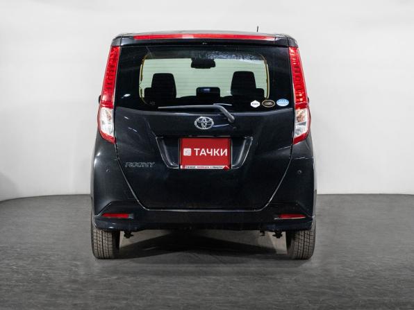 Toyota Roomy I Рестайлинг с пробегом 2021 года, цена 1 050 000 рублей, 23106 км, микровэн, Автокод Объявления