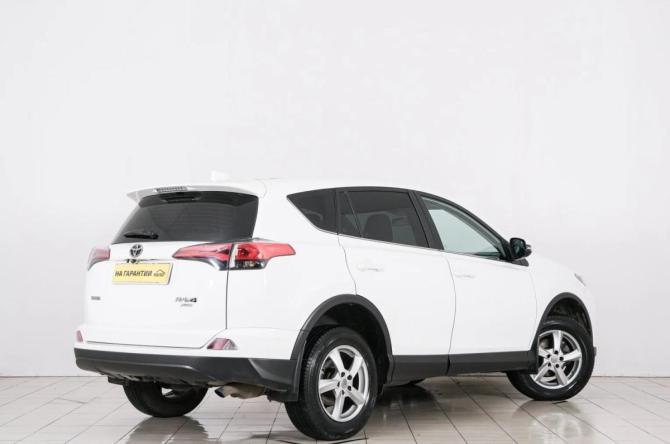 Toyota RAV4 IV (XA40) Рестайлинг с пробегом 2017 года, цена 2 849 000 рублей, 84000 км, внедорожник, Автокод Объявления