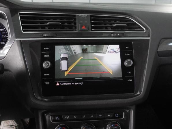 Volkswagen Tiguan II с пробегом 2018 года, цена 2 849 000 рублей, 125359 км, внедорожник, Автокод Объявления