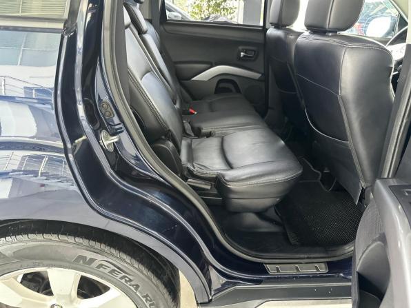 Mitsubishi Outlander II Рестайлинг с пробегом 2010 года, цена 1 245 000 рублей, 196000 км, внедорожник, Автокод Объявления