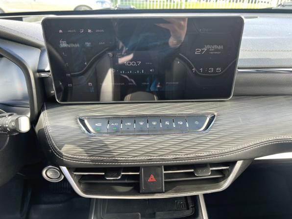 Haval Jolion I с пробегом 2022 года, цена 1 730 000 рублей, 70066 км, внедорожник, Автокод Объявления