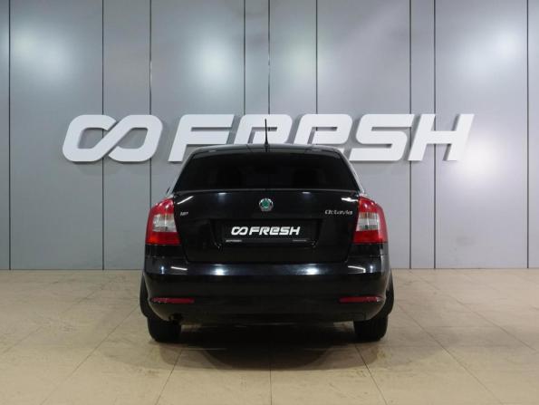 Skoda Octavia II (A5) Рестайлинг с пробегом 2012 года, цена 899 000 рублей, 219856 км, лифтбек, Автокод Объявления