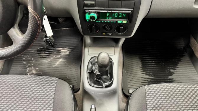 Skoda Octavia I (A4) Рестайлинг с пробегом 2002 года, цена 299 000 рублей, 140000 км, лифтбек, Автокод Объявления