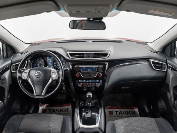 Nissan Qashqai II с пробегом 2018 года, цена 1 680 000 рублей, 144373 км, внедорожник, Автокод Объявления