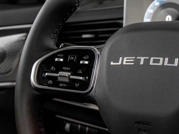 JETOUR X70+ I Рестайлинг с пробегом 2026 года, цена 3 099 000 рублей, 10 км, внедорожник, Автокод Объявления
