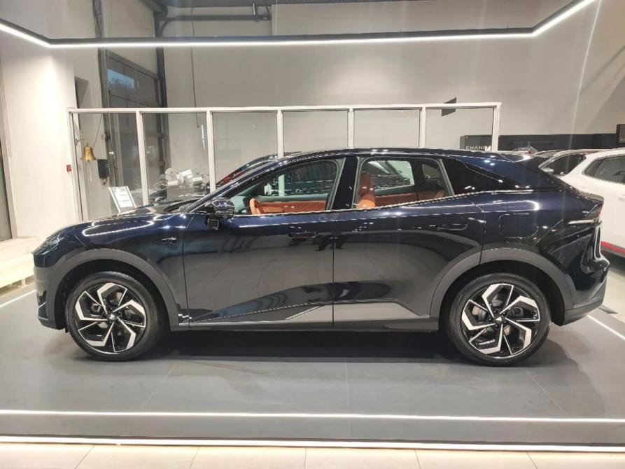 Changan Deepal S07 I Москва  - изображение 2