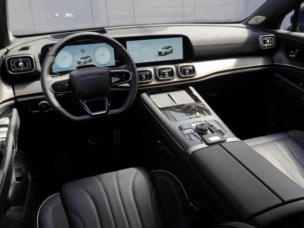 Jaecoo J8 с пробегом 2025 года, цена 3 699 000 рублей, 324 км, внедорожник, Автокод Объявления