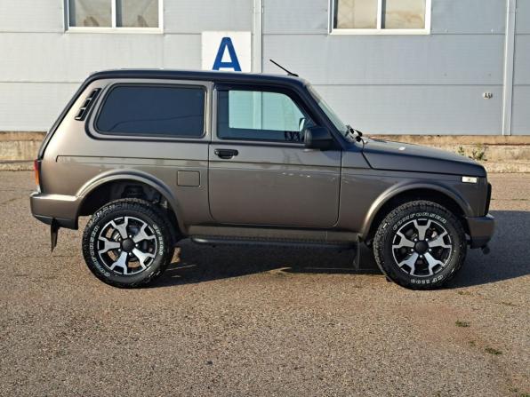 Lada (ВАЗ) Niva Legend с пробегом 2025 года, цена 1 055 000 рублей, 9426 км, внедорожник, Автокод Объявления