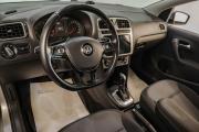 Volkswagen Polo V Рестайлинг Челябинск  - изображение 28
