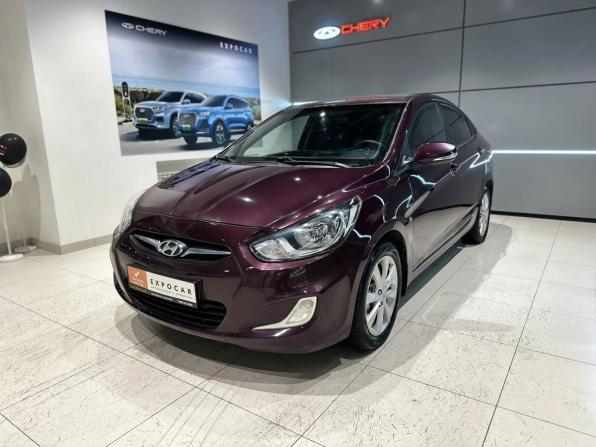 Hyundai Solaris I с пробегом 2012 года, цена 780 000 рублей, 209000 км, седан, Автокод Объявления