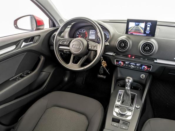 Audi A3 III (8V) Рестайлинг с пробегом 2020 года, цена 2 595 000 рублей, 44145 км, седан, Автокод Объявления