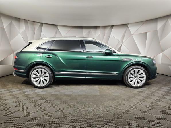 Bentley Bentayga I Рестайлинг с пробегом 2023 года, цена 28 000 000 рублей, 11975 км, внедорожник, Автокод Объявления