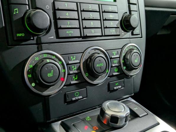 Land Rover Freelander II с пробегом 2010 года, цена 1 650 000 рублей, 117297 км, внедорожник, Автокод Объявления