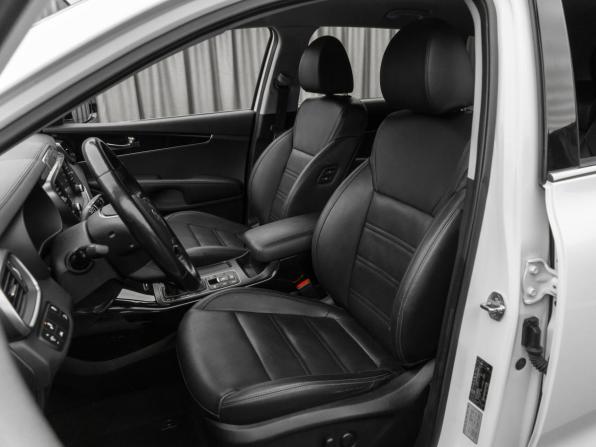 Kia Sorento III Prime Рестайлинг с пробегом 2018 года, цена 2 880 000 рублей, 142569 км, внедорожник, Автокод Объявления