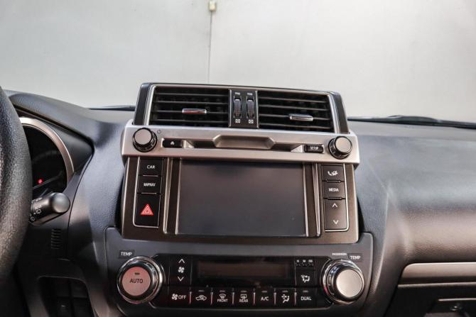Toyota Land Cruiser Prado 150 Series Рестайлинг 1 с пробегом 2016 года, цена 4 129 000 рублей, 163200 км, внедорожник, Автокод Объявления