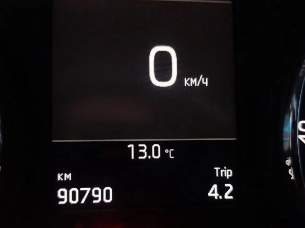 Skoda Octavia IV (A8) с пробегом 2021 года, цена 1 999 000 рублей, 90790 км, лифтбек, Автокод Объявления