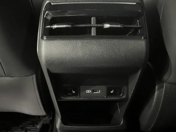 Geely Coolray I Рестайлинг с пробегом 2023 года, цена 1 965 000 рублей, 40477 км, внедорожник, Автокод Объявления