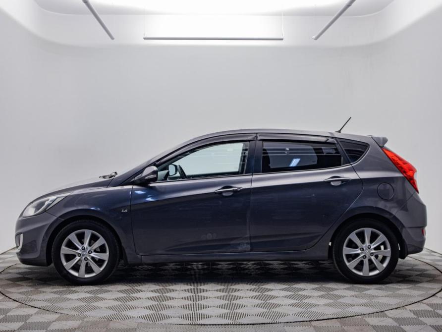 Hyundai Solaris I Москва  - изображение 2