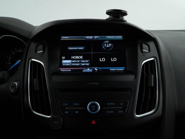 Ford Focus III Рестайлинг с пробегом 2016 года, цена 1 339 111 рублей, 92577 км, седан, Автокод Объявления