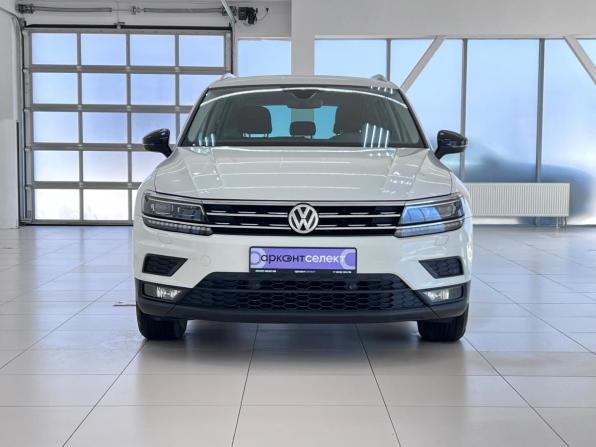 Volkswagen Tiguan II с пробегом 2019 года, цена 2 200 000 рублей, 111047 км, внедорожник, Автокод Объявления