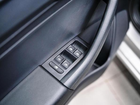 Volkswagen Polo VI с пробегом 2021 года, цена 1 399 000 рублей, 54001 км, лифтбек, Автокод Объявления