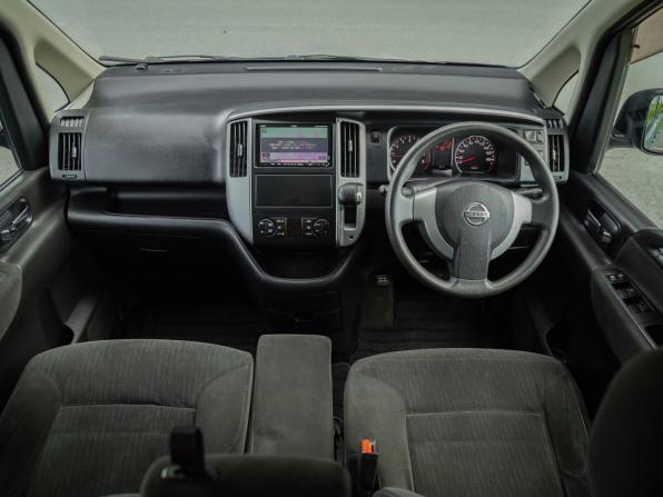 Nissan Serena III (C25) с пробегом 2010 года, цена 781 000 рублей, 205000 км, минивэн, Автокод Объявления