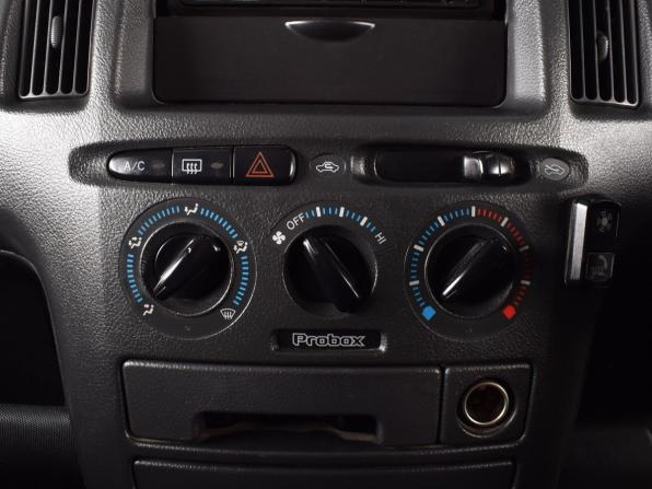 Toyota Probox I с пробегом 2013 года, цена 799 995 рублей, 159555 км, универсал, Автокод Объявления