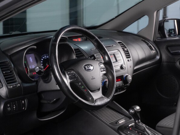 Kia Cerato III с пробегом 2014 года, цена 1 349 000 рублей, 185701 км, седан, Автокод Объявления