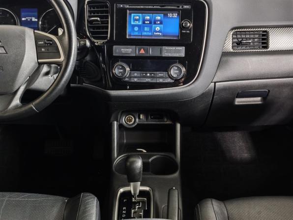 Mitsubishi Outlander III с пробегом 2012 года, цена 1 293 000 рублей, 131836 км, внедорожник, Автокод Объявления