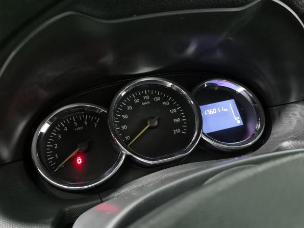 Renault Duster I Рестайлинг с пробегом 2015 года, цена 1 069 000 рублей, 176009 км, внедорожник, Автокод Объявления