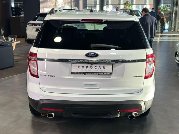 Ford Explorer V с пробегом 2015 года, цена 2 280 000 рублей, 103500 км, внедорожник, Автокод Объявления