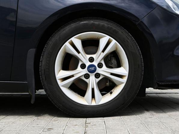 Ford Focus III с пробегом 2011 года, цена 699 000 рублей, 379400 км, седан, Автокод Объявления