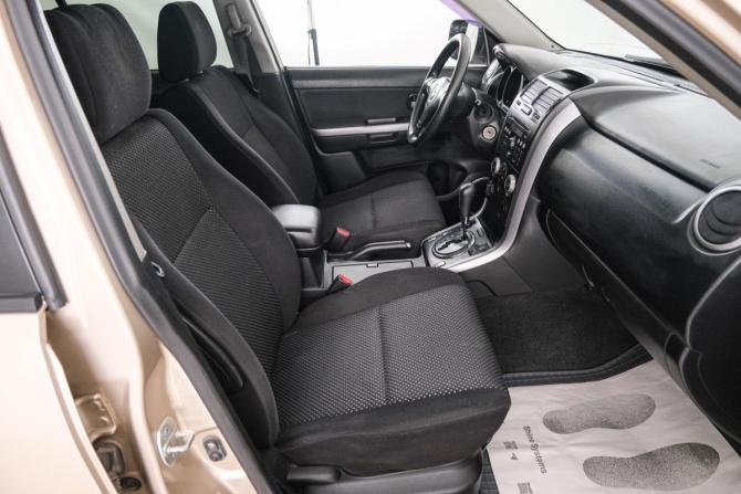 Suzuki Grand Vitara II с пробегом 2006 года, цена 799 000 рублей, 197500 км, внедорожник, Автокод Объявления