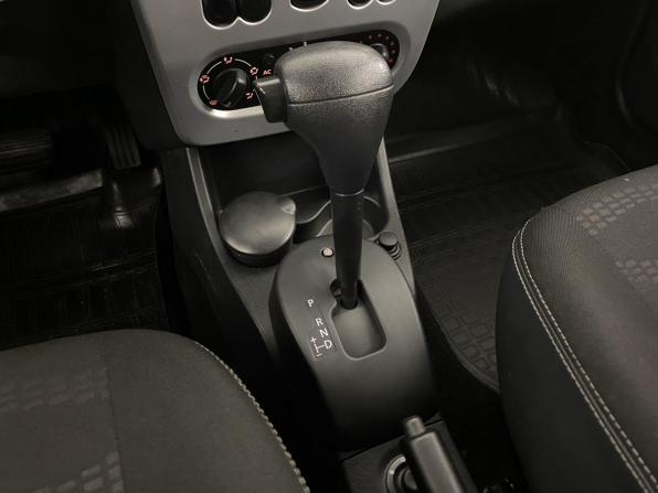 Renault Sandero I с пробегом 2013 года, цена 710 000 рублей, 140558 км, хэтчбек, Автокод Объявления