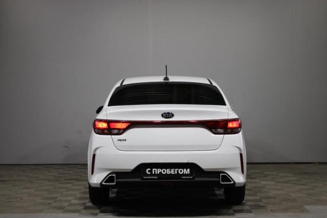 Kia Rio IV Рестайлинг с пробегом 2020 года, цена 1 089 000 рублей, 300100 км, седан, Автокод Объявления