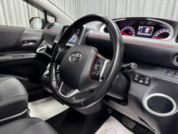 Toyota Sienta II Рестайлинг с пробегом 2020 года, цена 1 450 000 рублей, 148197 км, компактвэн, Автокод Объявления