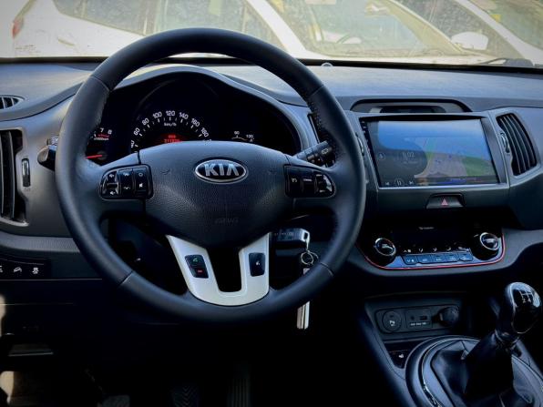 Kia Sportage III с пробегом 2013 года, цена 1 120 000 рублей, 211323 км, внедорожник, Автокод Объявления