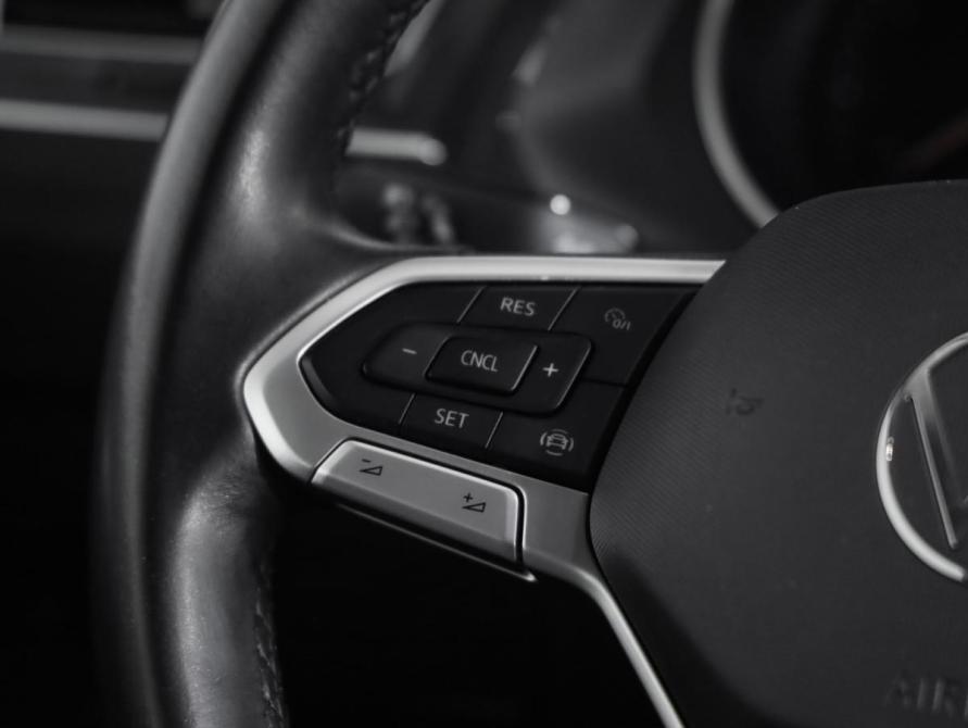 Volkswagen Tiguan II Рестайлинг Санкт-Петербург  - изображение 13