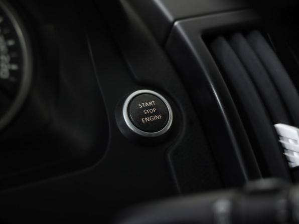 Land Rover Freelander II Рестайлинг с пробегом 2012 года, цена 949 000 рублей, 359517 км, внедорожник, Автокод Объявления