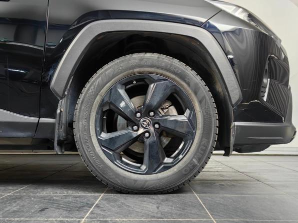 Toyota RAV4 V (XA50) с пробегом 2021 года, цена 3 555 000 рублей, 91981 км, внедорожник, Автокод Объявления