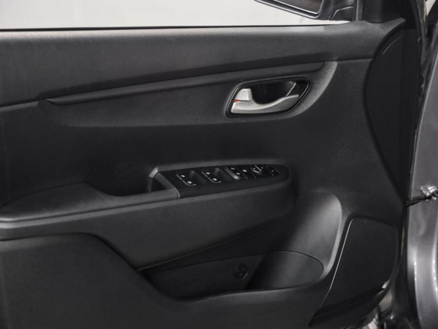 Kia Rio IV Рестайлинг Санкт-Петербург  - изображение 18