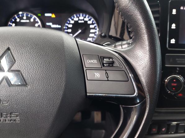 Mitsubishi Outlander III Рестайлинг 3 с пробегом 2019 года, цена 2 320 000 рублей, 82300 км, внедорожник, Автокод Объявления