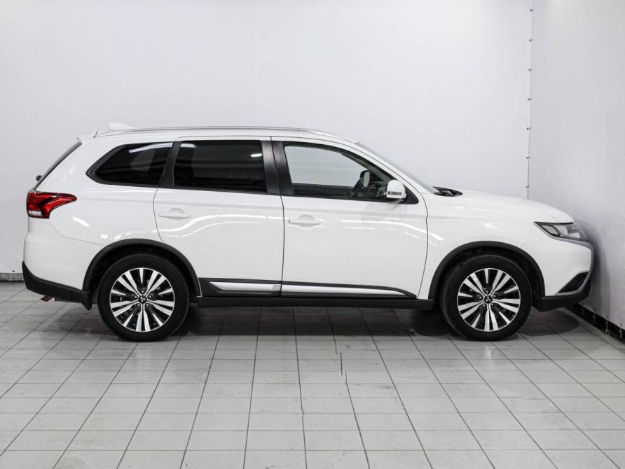 Mitsubishi Outlander III Рестайлинг 3 Ростов-на-Дону  - изображение 5