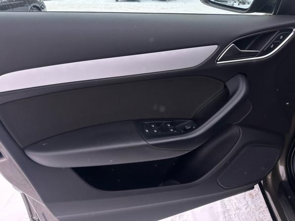 Audi Q3 I (8U) Рестайлинг с пробегом 2015 года, цена 1 949 000 рублей, 163002 км, внедорожник, Автокод Объявления