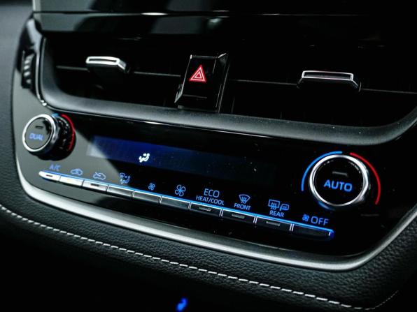 Toyota Corolla XII (E210) с пробегом 2021 года, цена 2 030 000 рублей, 14518 км, хэтчбек, Автокод Объявления