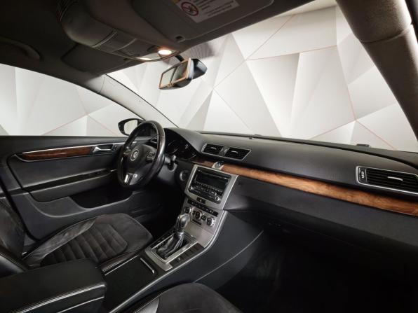 Volkswagen Passat B7 с пробегом 2012 года, цена 1 047 000 рублей, 187413 км, седан, Автокод Объявления