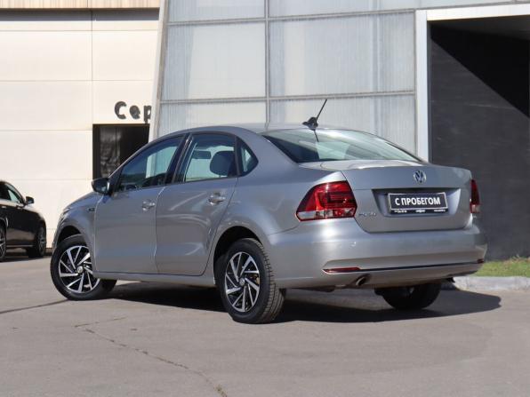 Volkswagen Polo V Рестайлинг с пробегом 2018 года, цена 1 200 000 рублей, 48447 км, седан, Автокод Объявления
