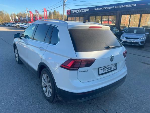Volkswagen Tiguan II с пробегом 2017 года, цена 1 897 000 рублей, 213522 км, внедорожник, Автокод Объявления